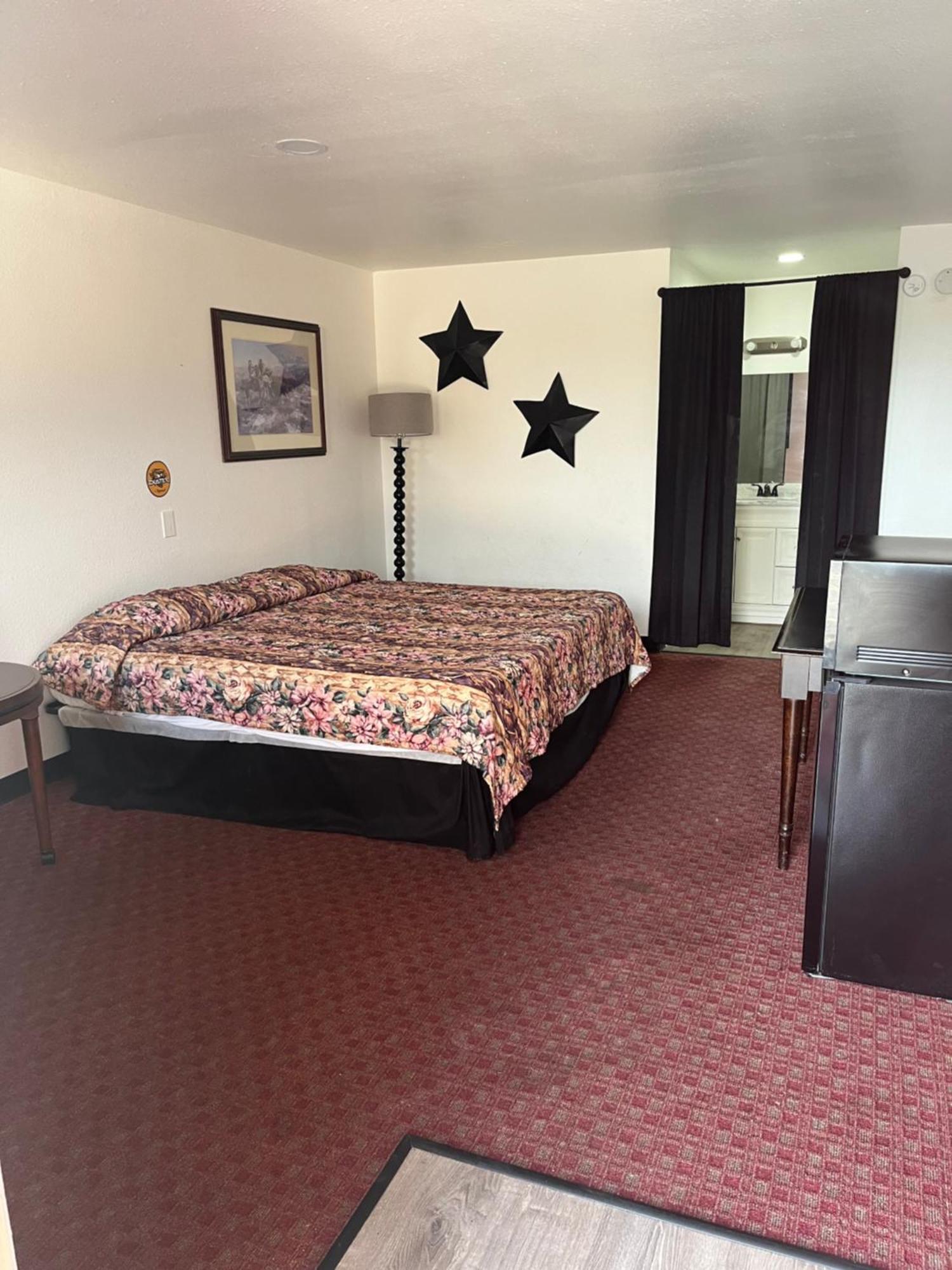 Glen Rose Inn & Suites Esterno foto